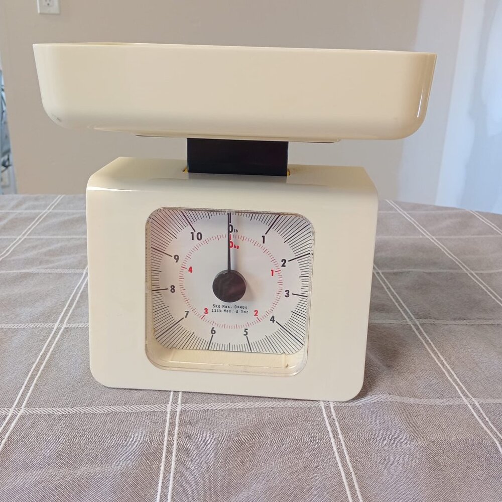 Vintage Scale